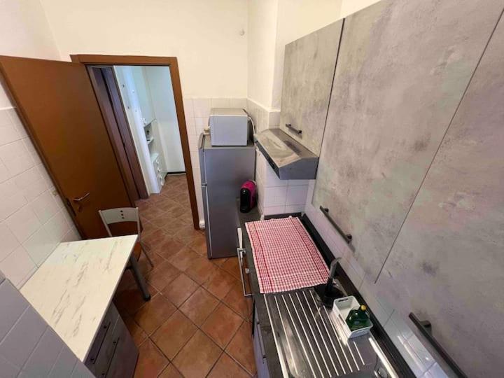 Piccolo Monolocale Confortevole Vicino A Milano Cormano Extérieur photo